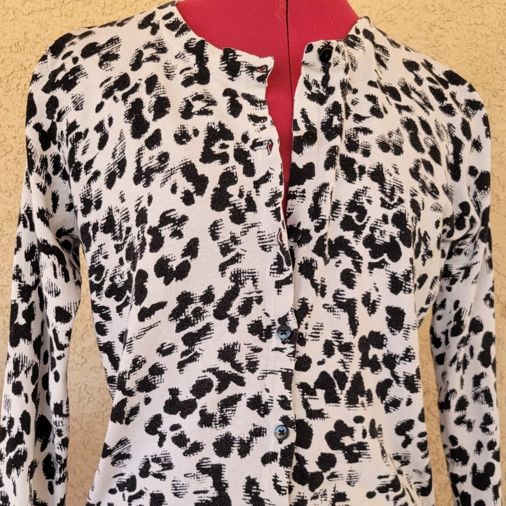 Merona Button Up Lightweight Sweater Kitty Paw  Dabbles sz M